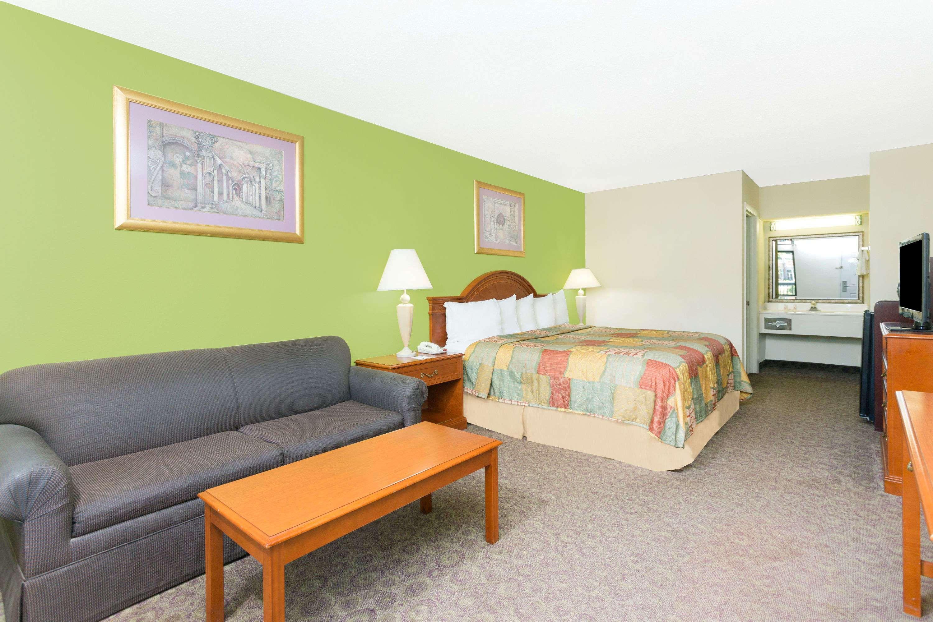 Days Inn By Wyndham Clemson Exterior foto